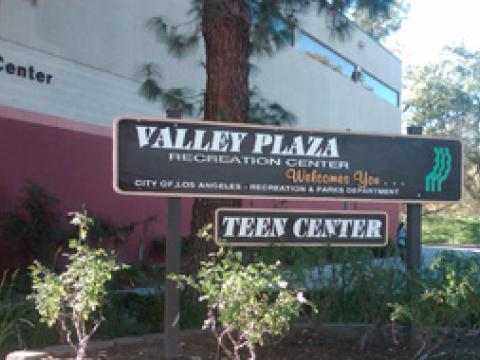 Valley Plaza Recreation Center City Of Los Angeles